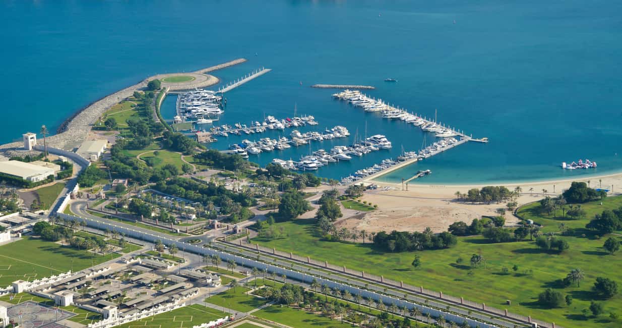 image n.8 of Abu Dhabi: Shared Helicopter Tour activity in Abu Dhabi, uploaded by supplier