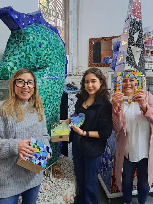 Bild Nr. 17 von Barcelona: Mosaikkurs in Trencadís - Lerne Gaudís Technik Aktivität in Barcelona, hochgeladen vom Anbieter