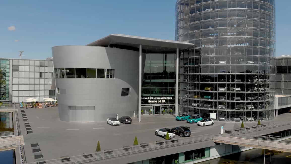 image n.1 of Dresden: Tour of VW's Transparent Factory activity in Dresden, uploaded by supplier