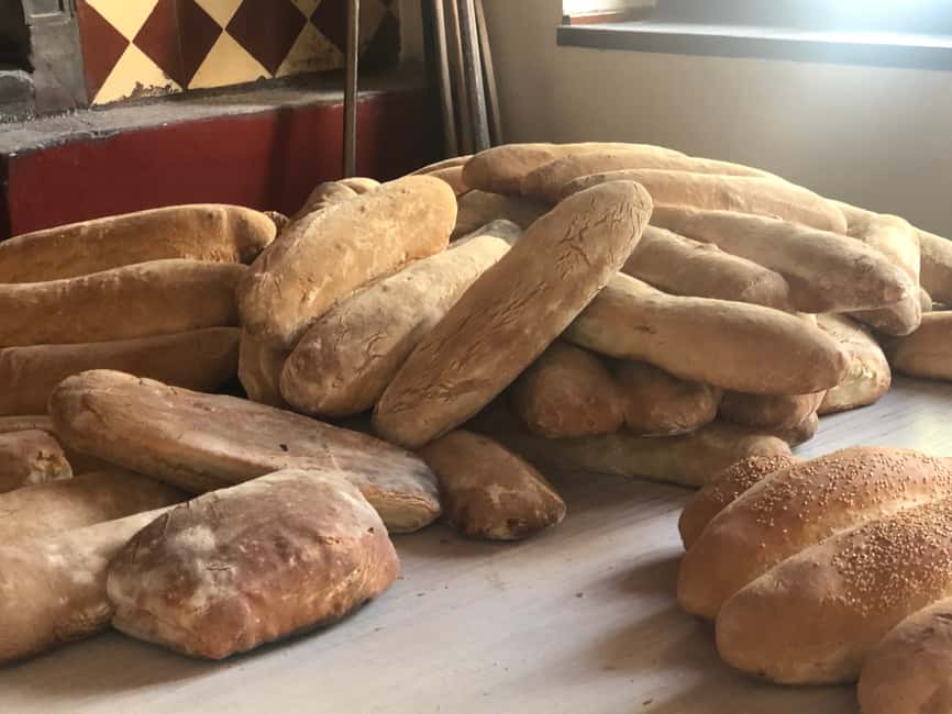 Image N°8 de Naxos : Visite culinaire dans les villages locaux activité à Apeiranthos, publiée par le prestataire