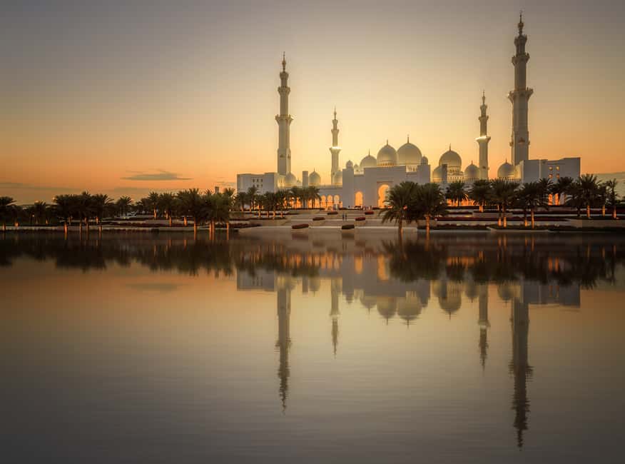 image n.1 of Abu Dhabi: 2-Day City Tour and Desert Dune Bashing Safari activity in Abu Dhabi, uploaded by supplier