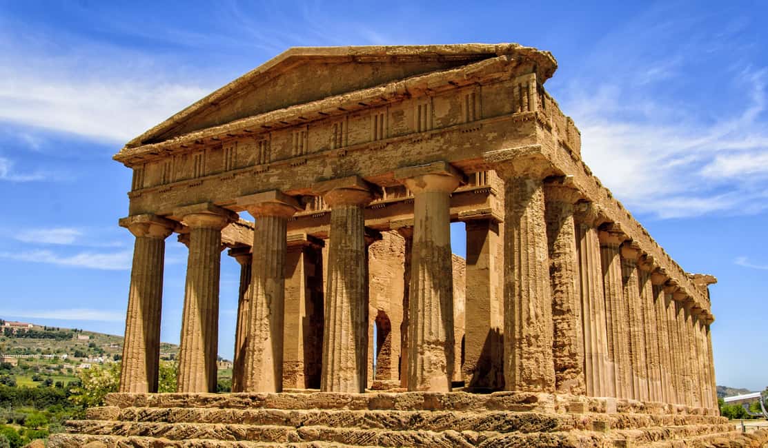 image n.2 of Agrigento: Valley of the Temples Premium Guided Tour activity in Agrigento, uploaded by supplier