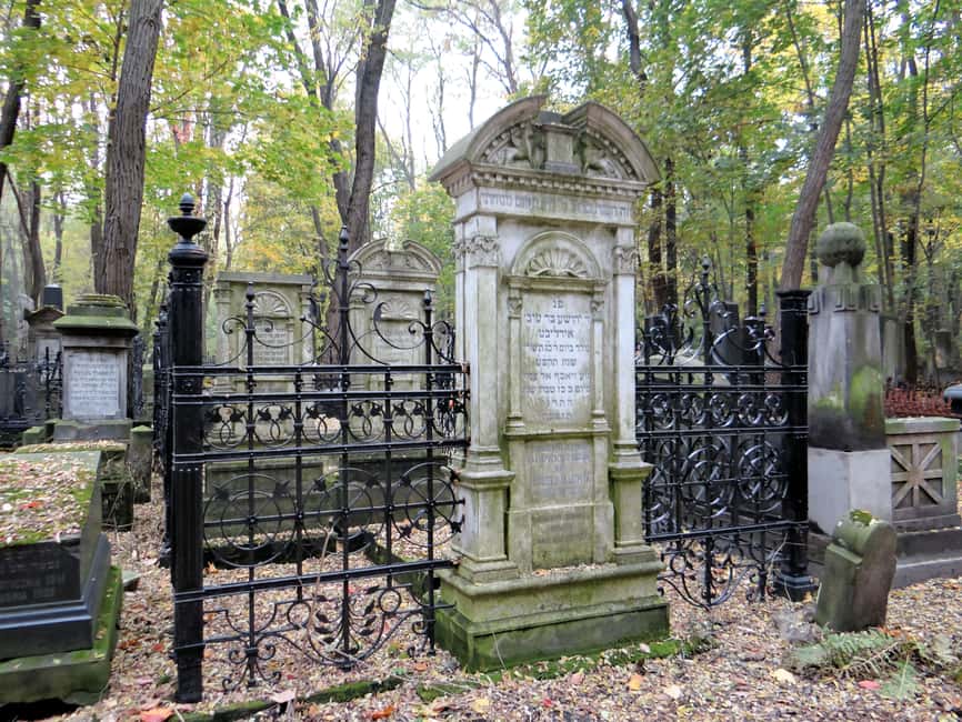 image n.2 of Warsaw: Jewish Heritage 4-Hour Private Tour activity in Warsaw, uploaded by supplier
