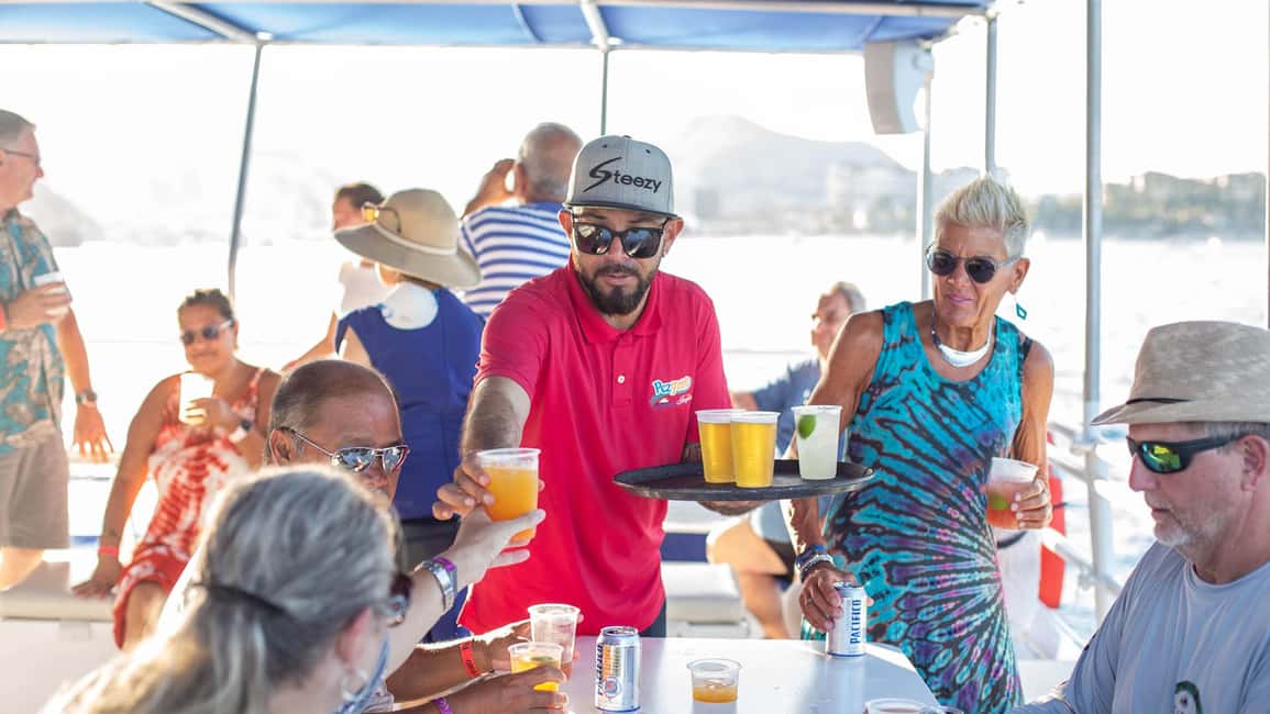 image n.21 of Los Cabos: Sunset Dinner Cruise with Transportation activity in Cabo San Lucas, uploaded by supplier