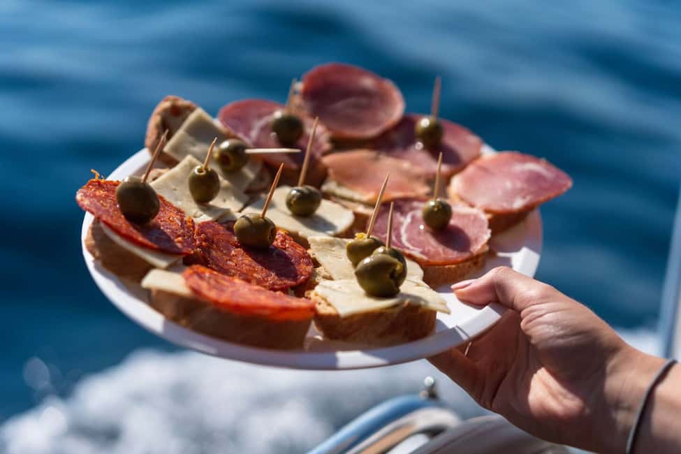 Immagine nº 8 di Opatija/Lovran: Gita in barca alle spiagge isolate dell'isola di Cres attività a Contea di Zagabria, caricata dal fornitore