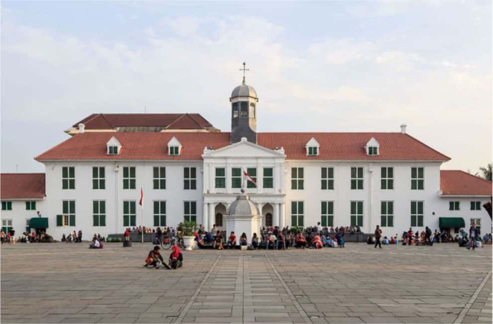 image n.2 of Jakarta Port: Private Guided City Highlights Shore Excursion activity in Jakarta, uploaded by supplier
