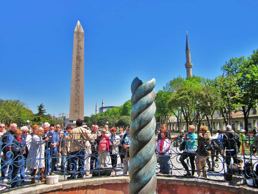 Image N°2 de Istanbul : visite de Sainte-Sophie, de la Mosquée bleue, de la citerne et du bazar activité à Istanbul, publiée par le prestataire