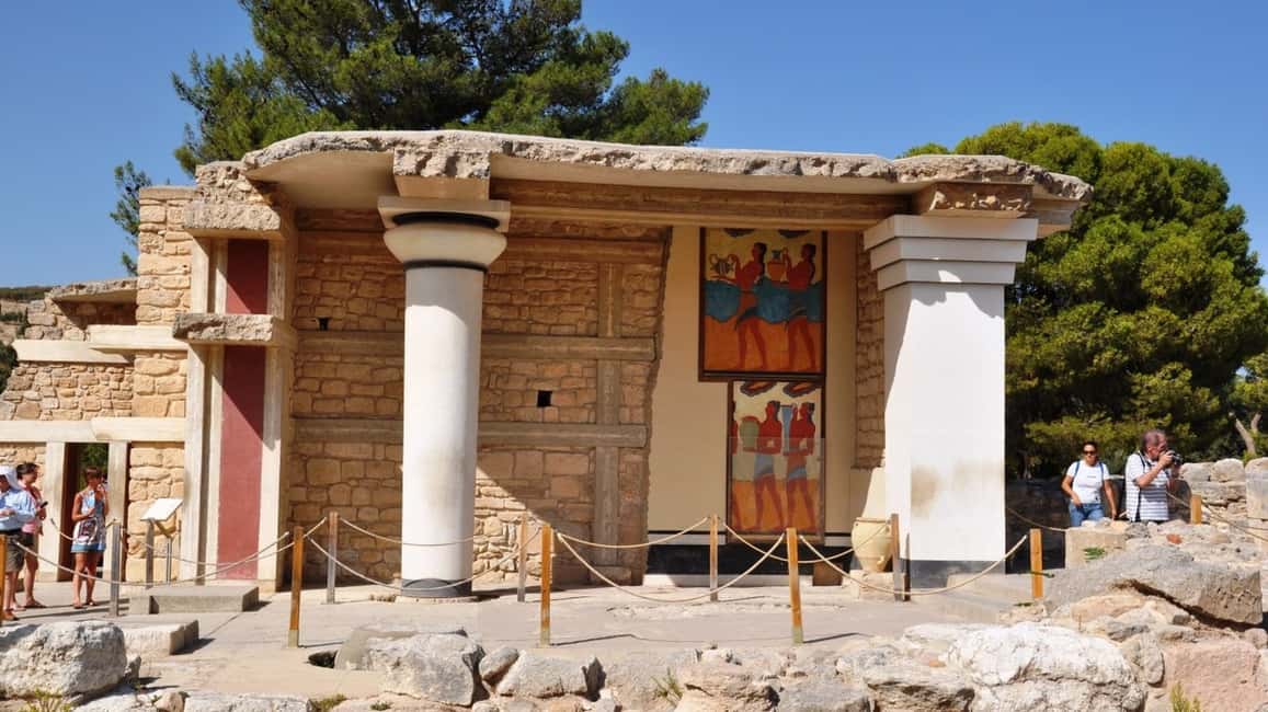 Immagine nº 22 di Palazzo di Cnosso e Heraklion Tour di un giorno intero dalle aree di Rethymno attività a Fira, caricata dal fornitore