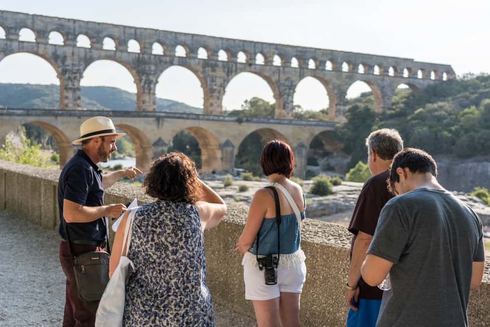 imagem n.1 de De Marselha: Passeio turístico pela Provença e prova de vinhos atividade em Avignon, carregada pelo fornecedor