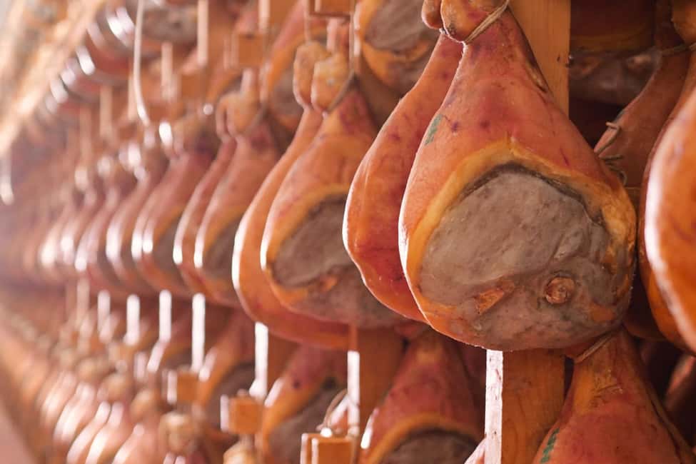 imagem n.6 de Parma: Tour com degustação de queijos, presunto e vinagre balsâmico atividade em Parma, carregada pelo fornecedor