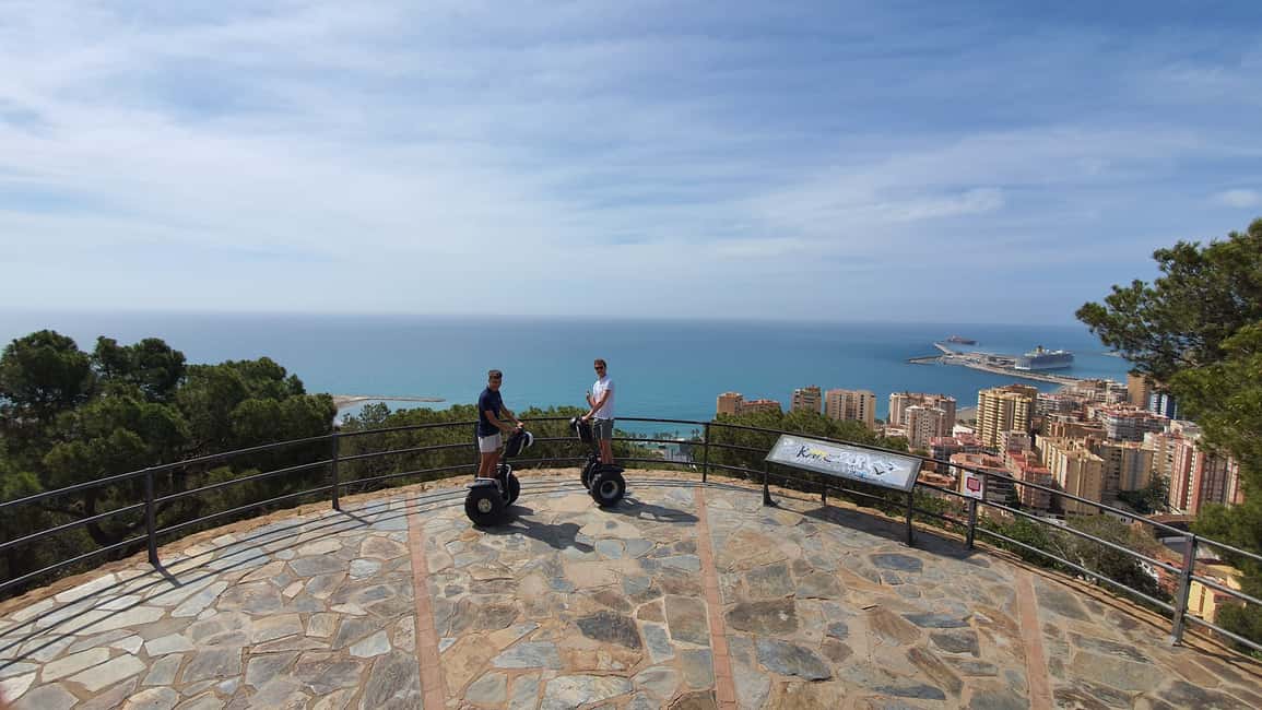 imagen n.º 4 de Málaga: tour guiado en Segway por el castillo de Gibralfaro actividad en Málaga, subida por el proveedor