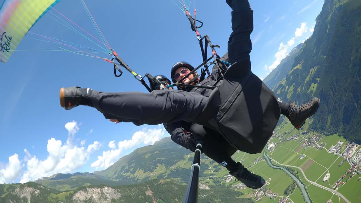 Bild Nr. 3 von Mayrhofen: Privater Paragliding-Flug – alle Niveaus – Freiheit pur Aktivität in Tirol, hochgeladen vom Anbieter