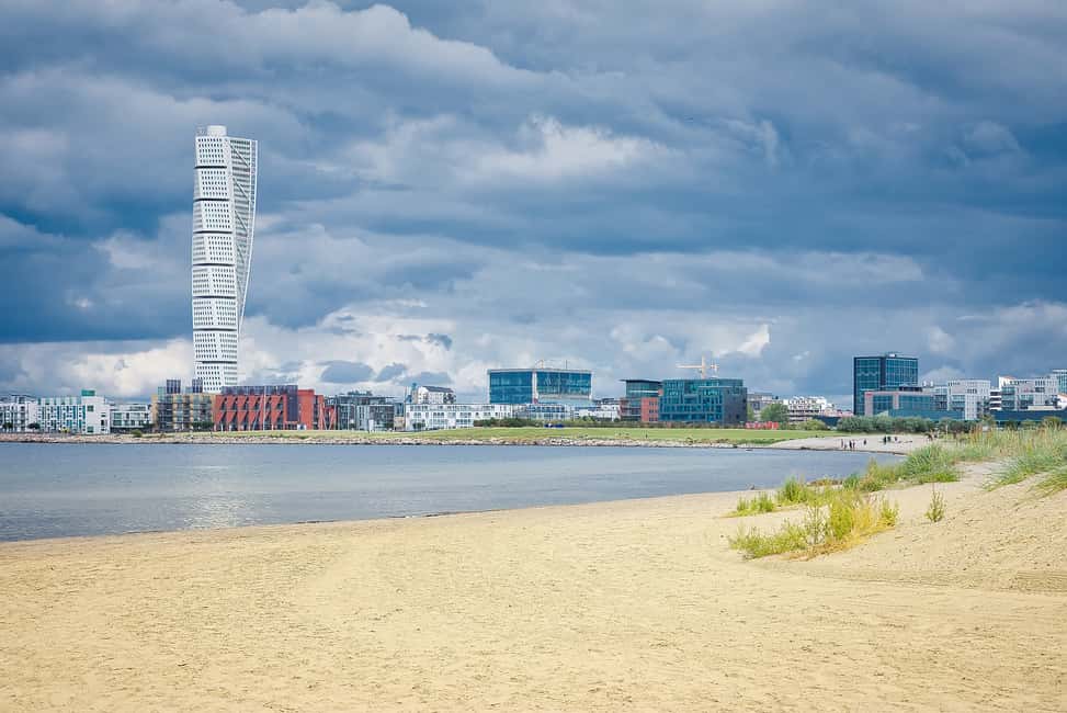 imagem n.4 de Malmö: Passeio expresso com um local em 60 minutos atividade em Malmo, carregada pelo fornecedor