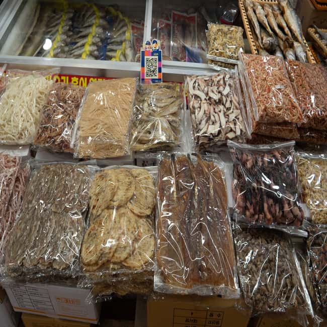 image n.5 of Seoul: The Biggest Sea-food Noryangjin Market Food Tour activity in Seoul, uploaded by supplier