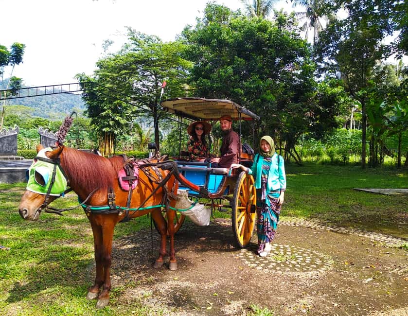 image n.4 of Yogyakarta: Borobudur & Prambanan guarantee climb up Temples activity in Yogyakarta, uploaded by supplier
