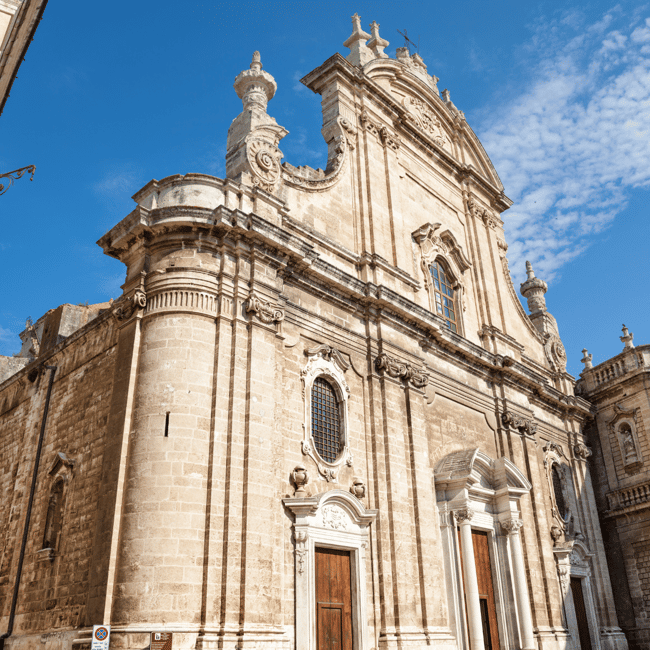 Immagine nº 2 di Monopoli: Tour a piedi della città con degustazione attività a Monopoli, caricata dal fornitore