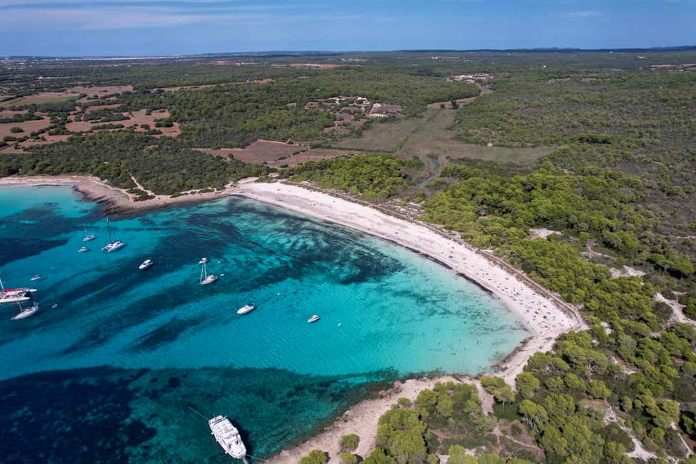 Bild Nr. 11 von Menorca: Ganztägige Bootstour mit Paella-Mittagessen Aktivität in Ciutadella, hochgeladen vom Anbieter