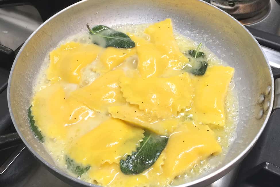 Immagine nº 7 di Corso di cucina sulla preparazione della pasta e degustazione di vini attività a San Gimignano, caricata dal fornitore