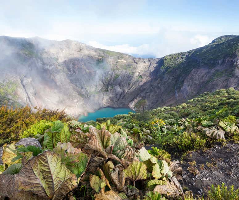 Immagine nº 2 di Da San Jose: Escursione al cratere del vulcano Irazu e viaggio a Cartago attività a Provincia di San José, caricata dal fornitore