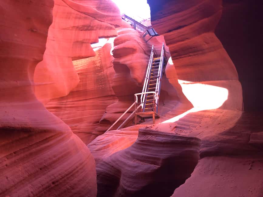 Bild Nr. 8 von Page: Tour durch den Lower Antelope Canyon mit geschultem Navajo-Guide Aktivität in Arizona, hochgeladen vom Anbieter