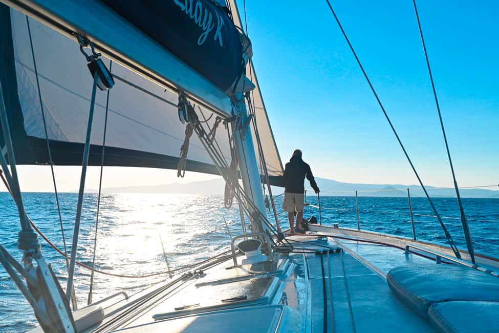 Immagine nº 13 di Paros: tour in barca a vela di Iraklia, Schinoussa e Naxos con pranzo attività a Egeo Meridionale, caricata dal fornitore