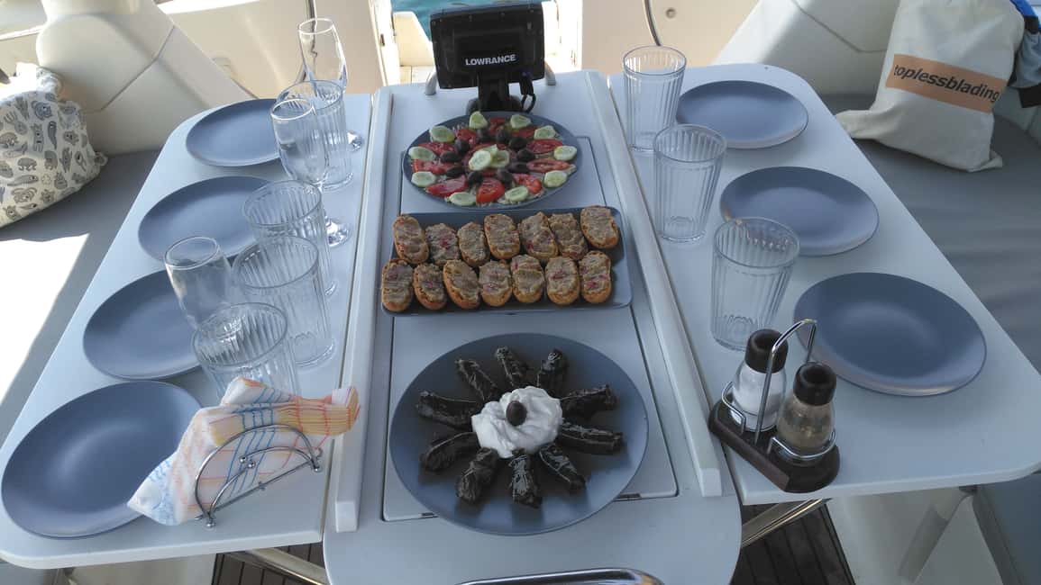 Immagine nº 15 di Paros: tour in barca a vela di Iraklia, Schinoussa e Naxos con pranzo attività a Egeo Meridionale, caricata dal fornitore