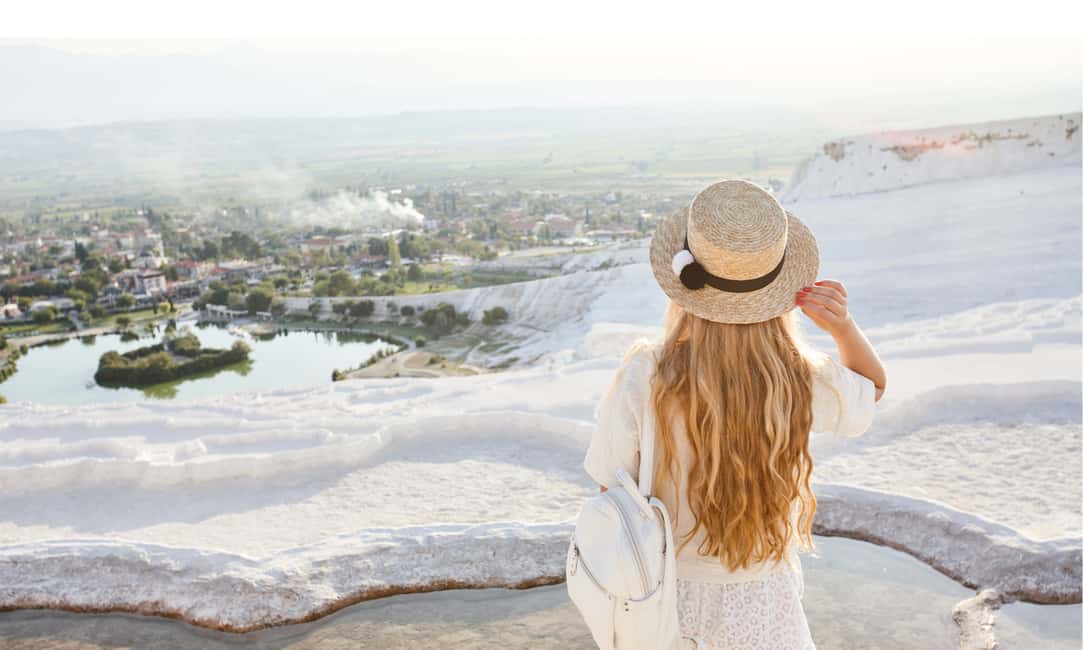 Image N°2 de Au départ de Marmaris : Excursion d'une journée au château de coton de Pamukkale et à Hierapolis activité à Pamukkale, publiée par le prestataire