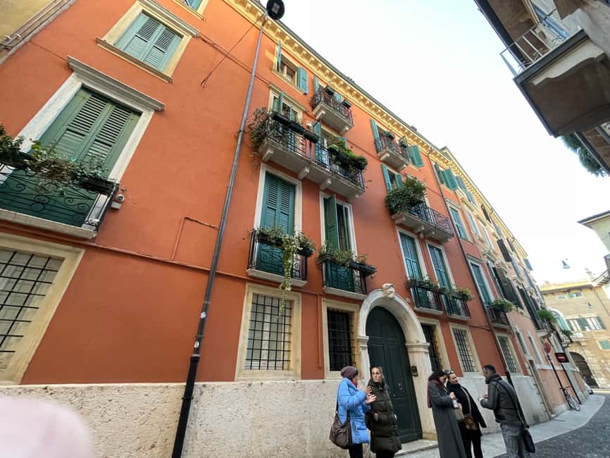 image n.10 of Verona: Small Group Guided Walking Tour with Arena Tickets activity in Verona, uploaded by supplier