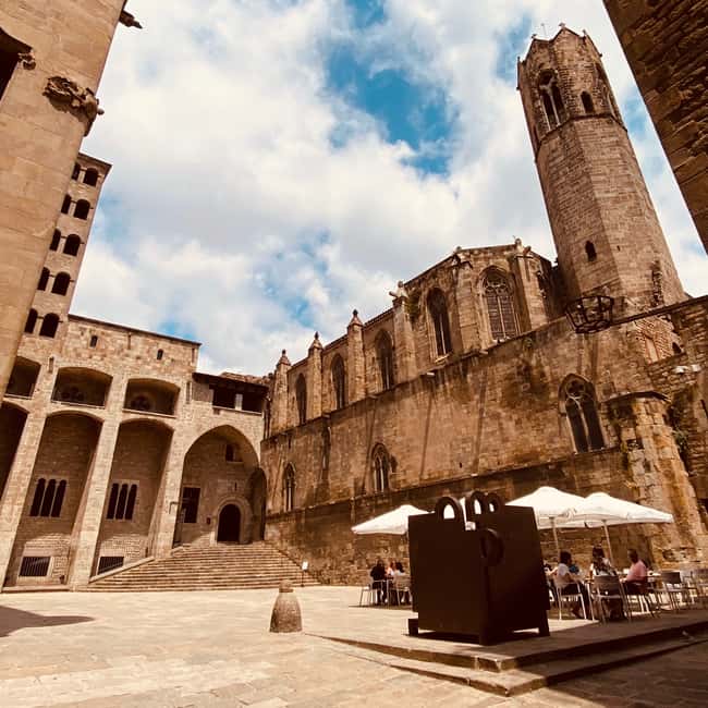 image n.3 of Barcelona: Barri Gotic Small Group Walking Tour activity in Barcelona, uploaded by supplier