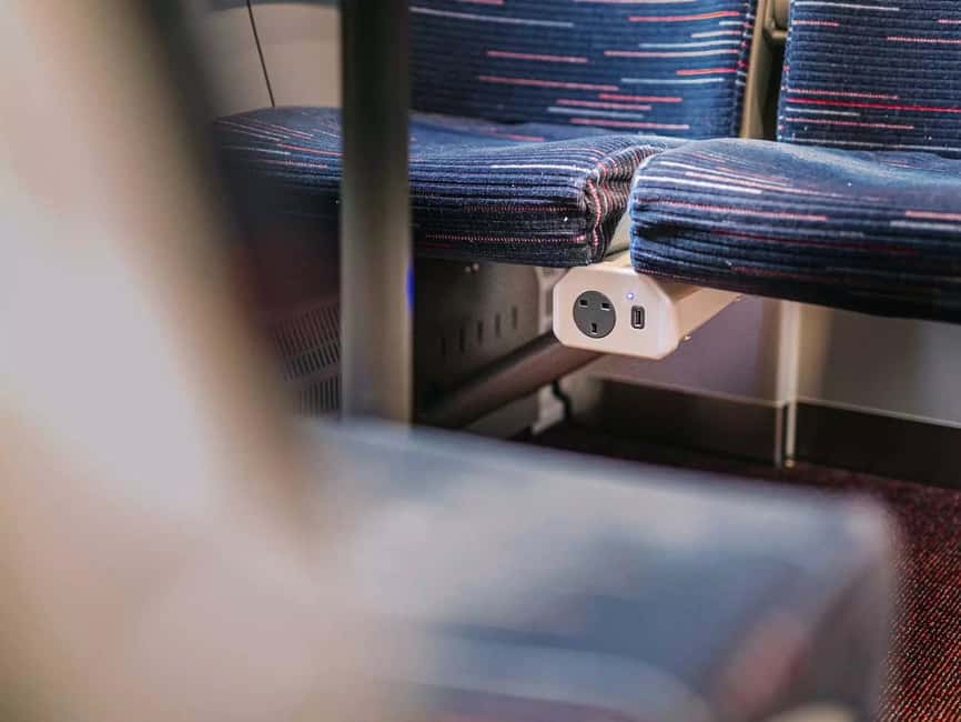 Immagine nº 4 di Londra: transfer in treno Express da/per l'aeroporto di Londra Stansted attività a Londra, caricata dal fornitore