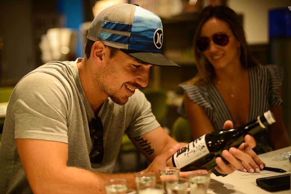 изображение номер 1 мероприятия Киото: Инсайдерский тур по пивоварне сакэ с сакэ и едой на пару в городе Киото, загруженное организатором