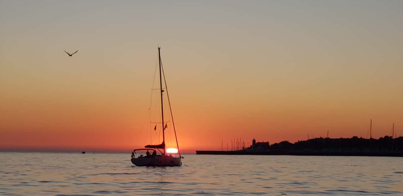 image n.2 of Cascais: 2-Hour Sunset Cruise activity in Cascais, uploaded by supplier