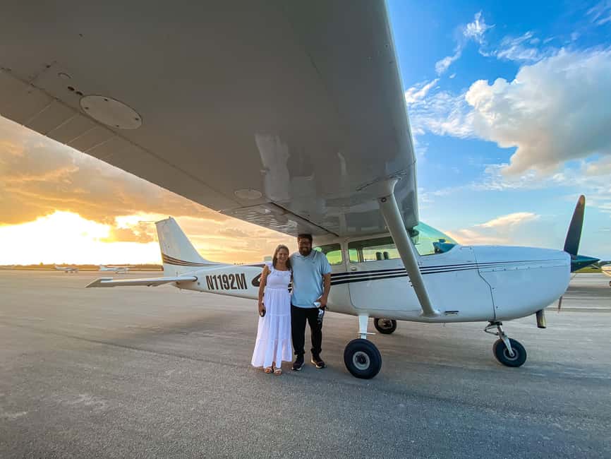 image n.37 of Miami Beach: South Beach Private Airplane Tour with Drinks activity in Miami, uploaded by supplier
