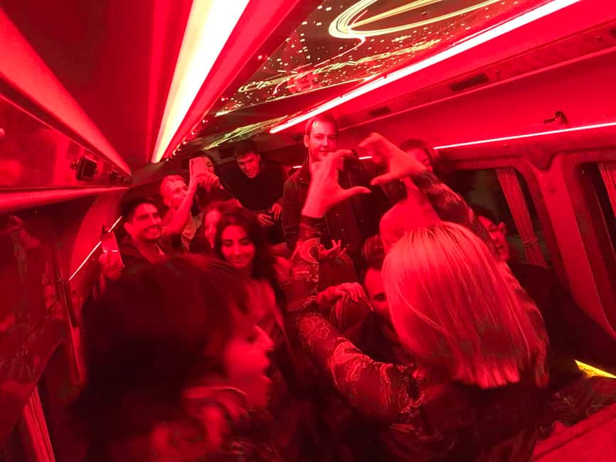 bild nr.1 av Istanbul - en festlig pubrunda Festlig pubrunda med partybuss aktivitet i Istanbul, uppladdad av arrangören