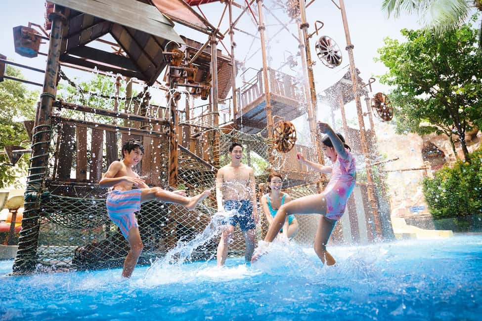 image n.1 of Singapore: Adventure Cove Waterpark Entrance Ticket activity in Singapore, uploaded by supplier