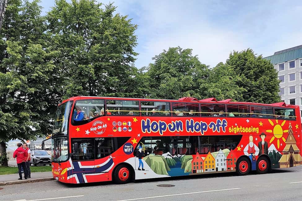 Bild Nr. 2 von Haugesund: 1-Tages-Hop-On/Hop-Off-Sightseeing-Bus GrayLine Aktivität in Haugesund, hochgeladen vom Anbieter