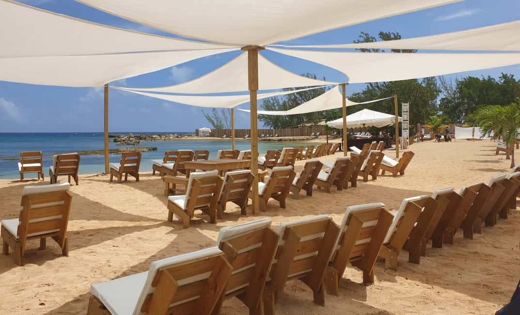 imagem n.5 de Ocho Rios: Bamboo Beach Club e Dunn's River Falls atividade em Condado de Cornwall, carregada pelo fornecedor