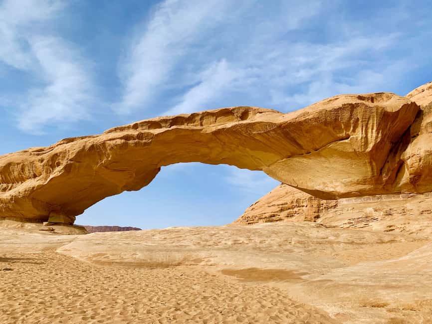bild nr.2 av Från Jerusalem: 2-dagars Glamping-tur till Petra, Wadi Rum och Aqaba aktivitet i Amman (region), uppladdad av arrangören