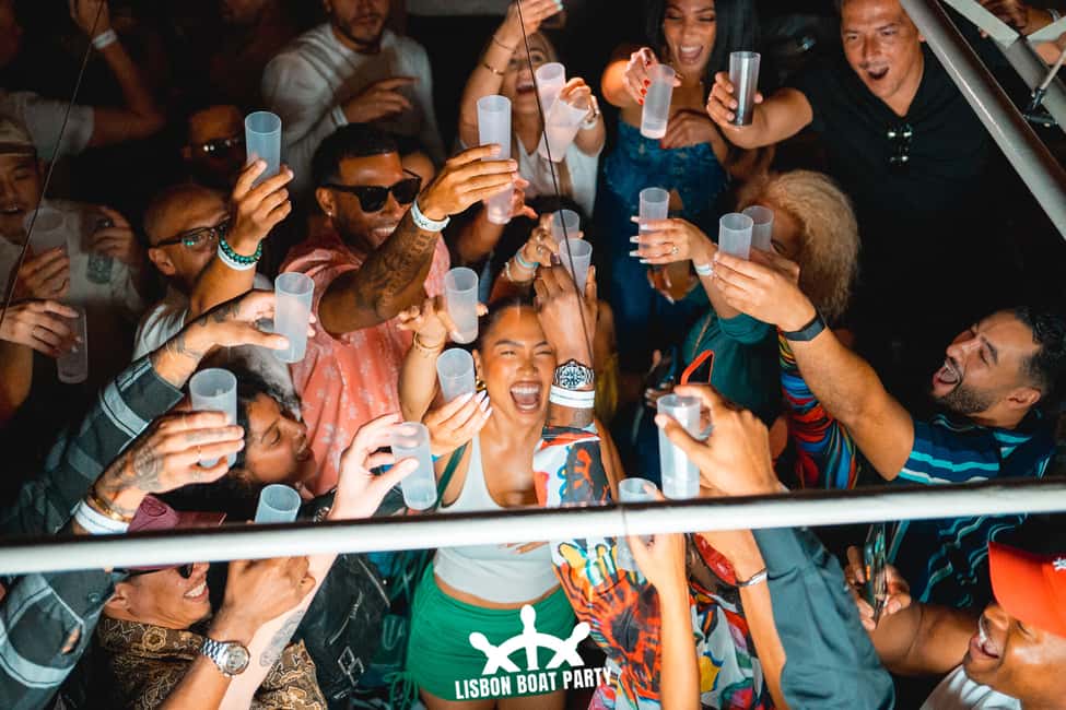 image n.4 of Lisbon: Sunset Boat Party with 2 Drinks and Free Club Entry activity in Portugal, uploaded by supplier