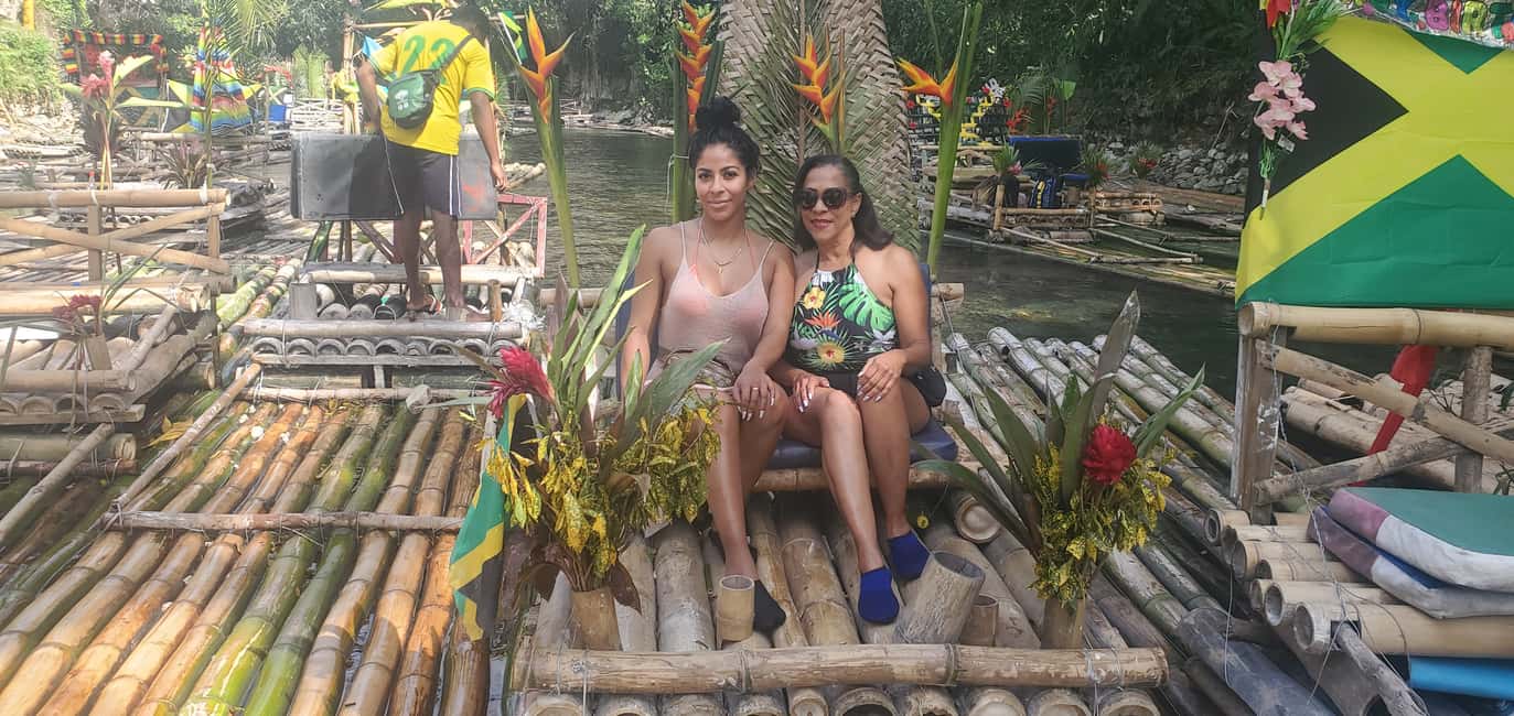 imagem n.15 de Montego Bay: Cruzeiro em jangada de bambu no Great River atividade em Montego Bay, carregada pelo fornecedor