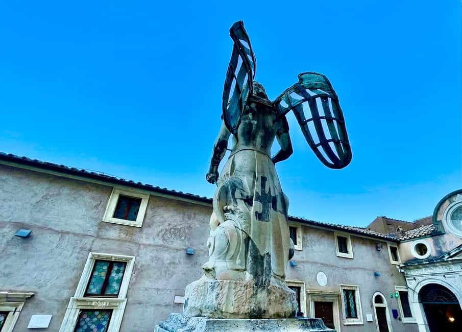image n.15 of Exclusive Castel Sant'Angelo and Hadrian's Tomb Guided Tour activity in Rome, uploaded by supplier