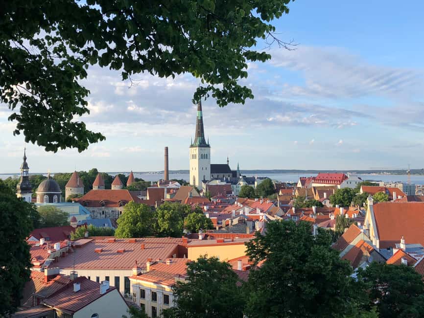 kuva n.11/Helsinki: Tallinna opastettu päiväretki lauttaristeilyllä. aktiviteetista Helsinki, jonka toimittaja on ladannut