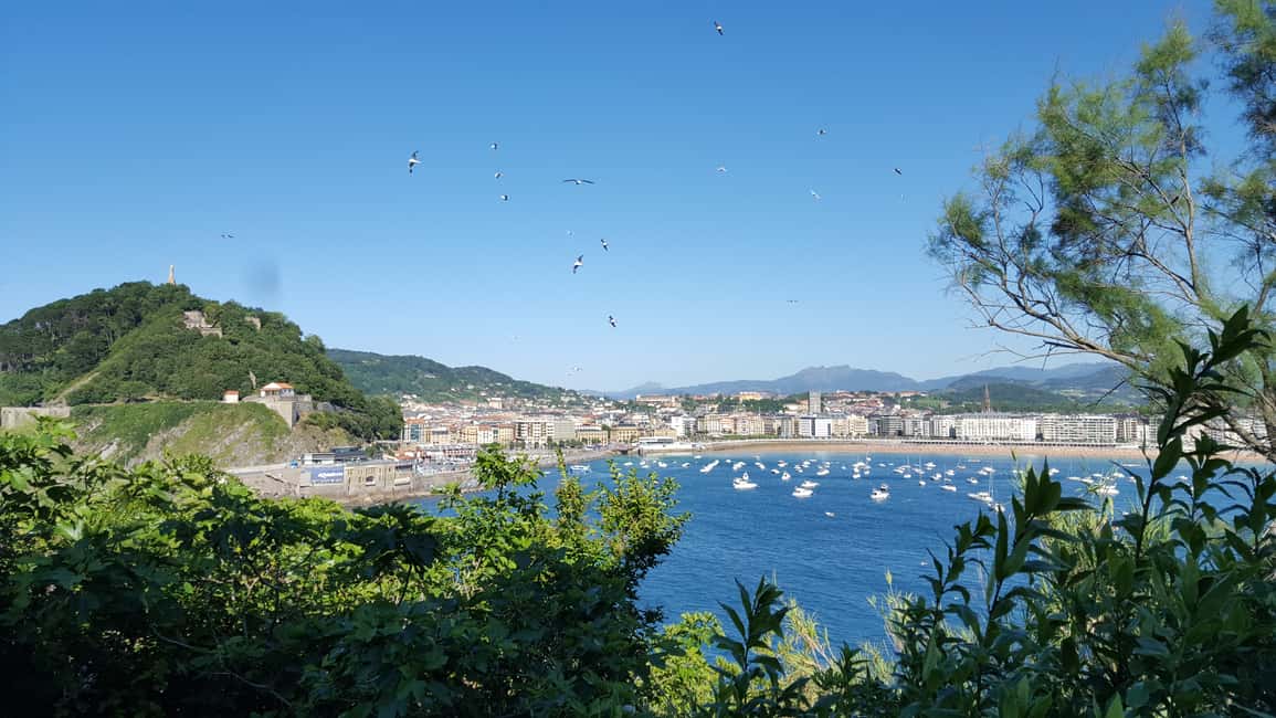 image n.10 of San Sebastian: Boat Tour with Stop at Santa Clara activity in San Sebastián, uploaded by supplier