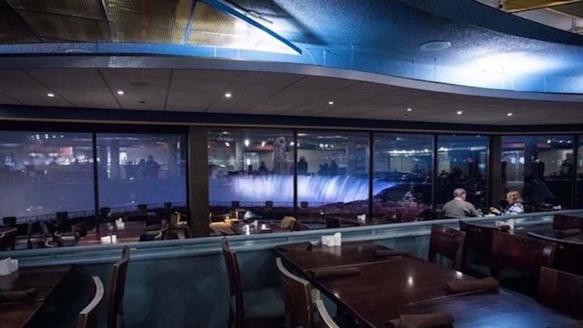 image n.4 of Niagara Falls Canada: Small Group Night Tour w/Boat & Dinner activity in Niagara Falls, Ontario, uploaded by supplier