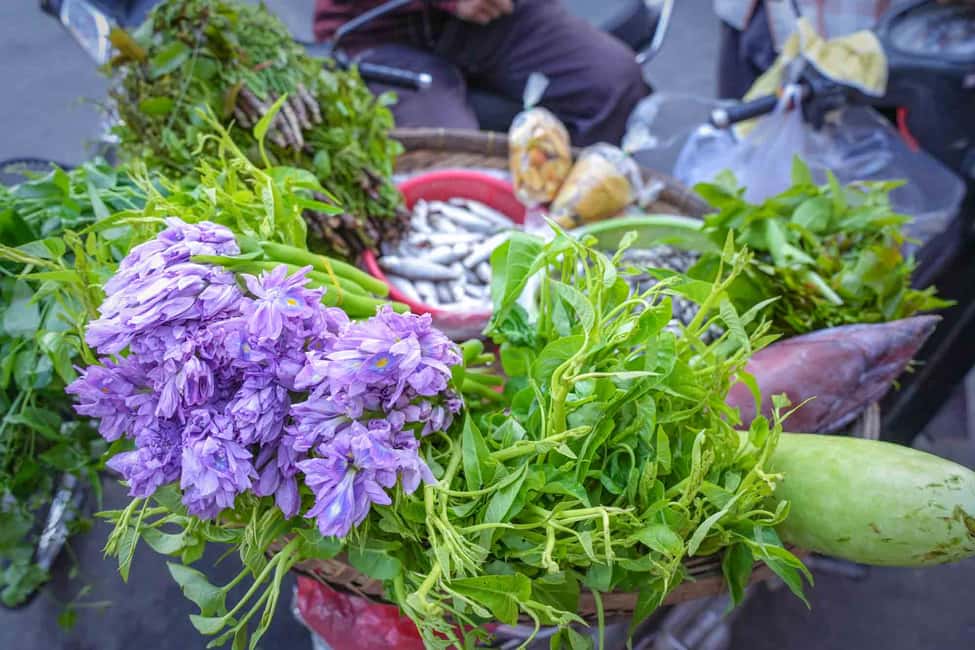 imagem n.10 de Phnom Penh: mercado matinal e café da manhã guiado por Tuktuk atividade em Phnom Penh, carregada pelo fornecedor