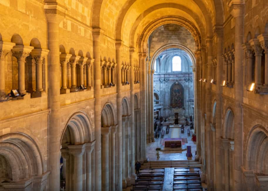 image n.4 of Lisbon: Lisbon Cathedral Entry Ticket activity in Lisbon, uploaded by supplier