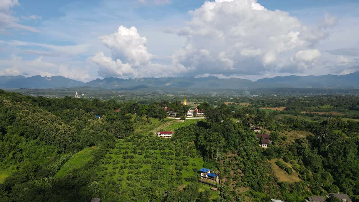 image n.4 of Chiang Mai: Full-Day Chiang Dao Caving & Jungle Kayaking activity in Chiang Dao, uploaded by supplier