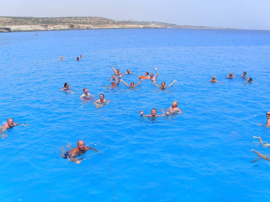 Image N°7 de Ayia Napa : croisière dans le lagon bleu et à Turtle Cove avec déjeuner activité à Ayia Napa, publiée par le prestataire