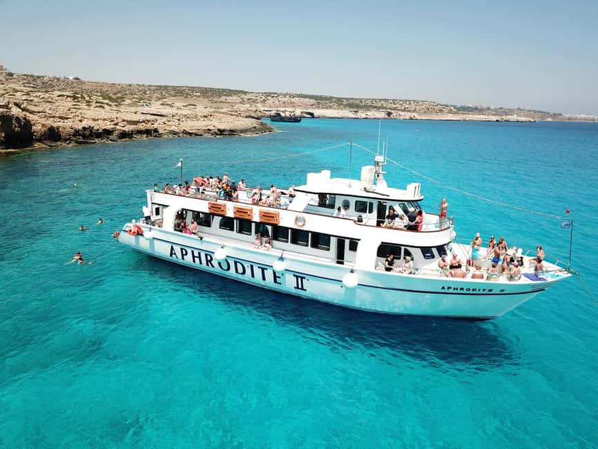 Image N°28 de Ayia Napa : croisière dans le lagon bleu et à Turtle Cove avec déjeuner activité à Ayia Napa, publiée par le prestataire