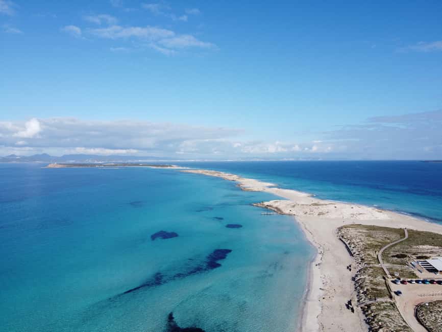 Image N°2 de Ibiza : Transfert aller-retour de Figueretas à Formentera activité à Ibiza (ville), publiée par le prestataire